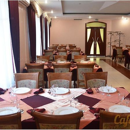 Pan Hotel Sumi Dış mekan fotoğraf