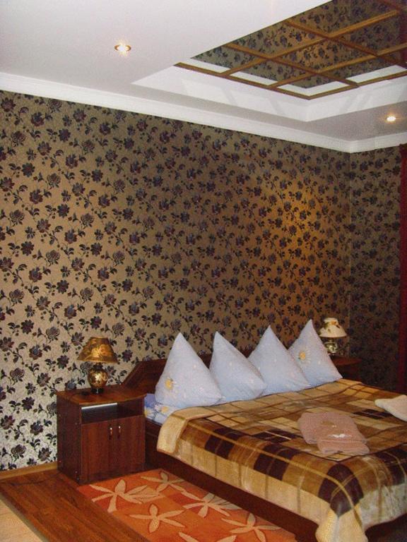 Pan Hotel Sumi Dış mekan fotoğraf