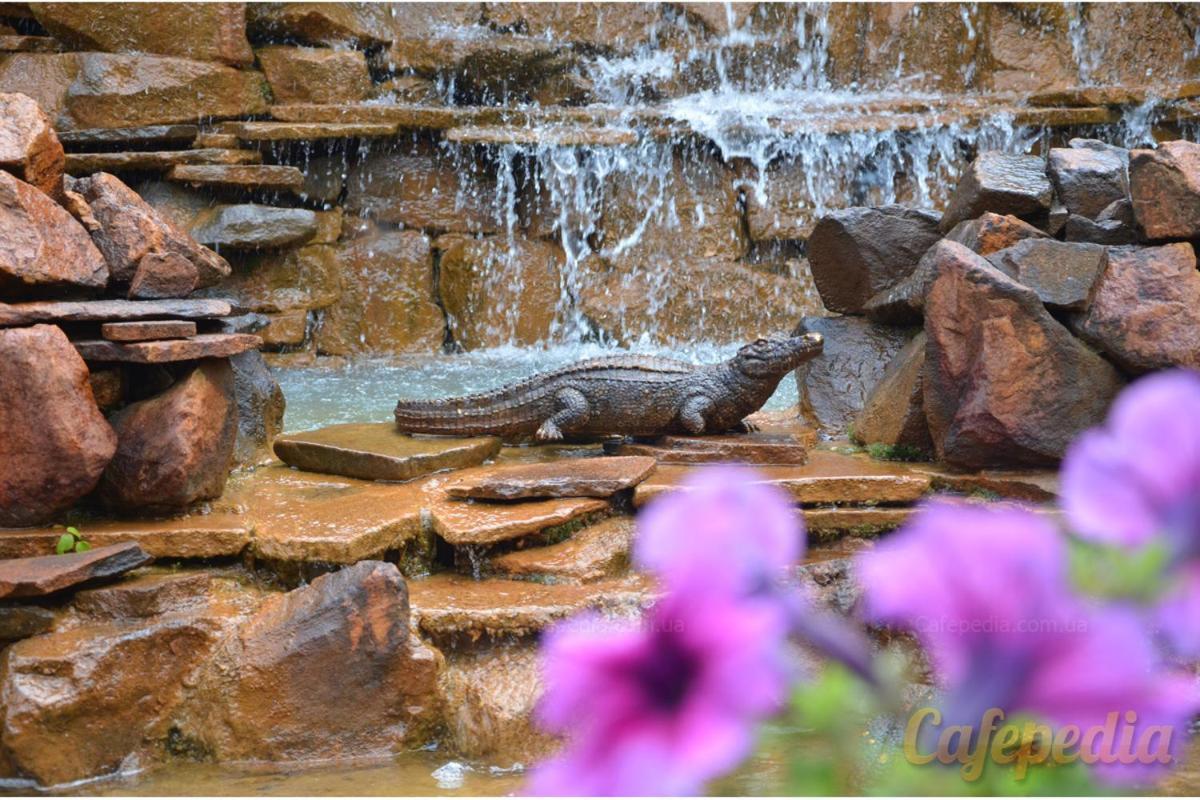 Pan Hotel Sumi Dış mekan fotoğraf